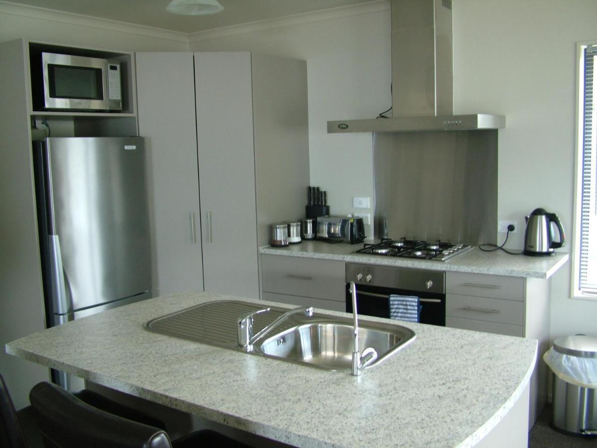 Lawrence Townhouse Accommodation ภายนอก รูปภาพ